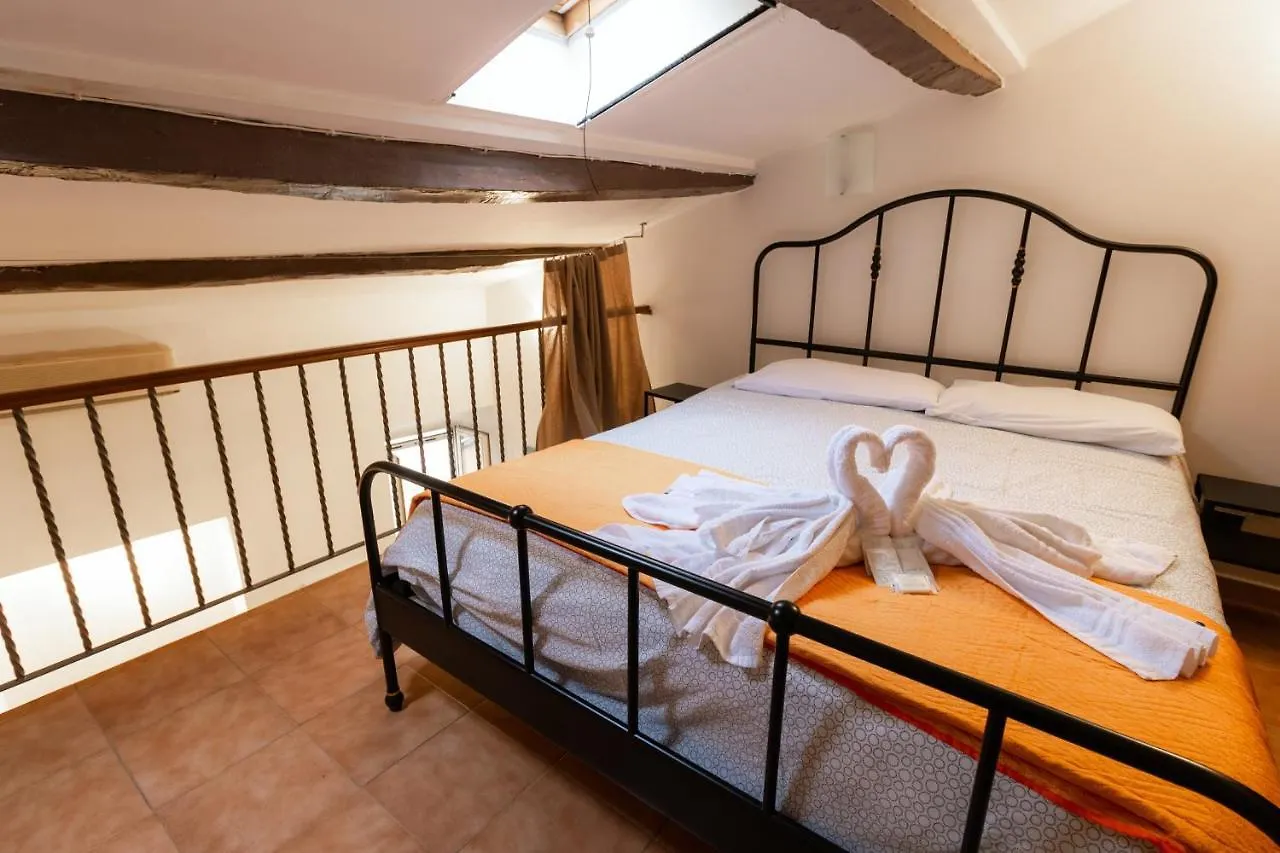 公寓 Trastevere Four Seasons Trilussa 1 罗马 意大利