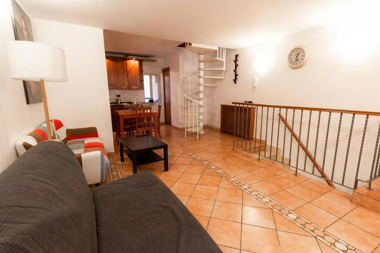 Apartment Trastevere Four Seasons Trilussa 1 Rome